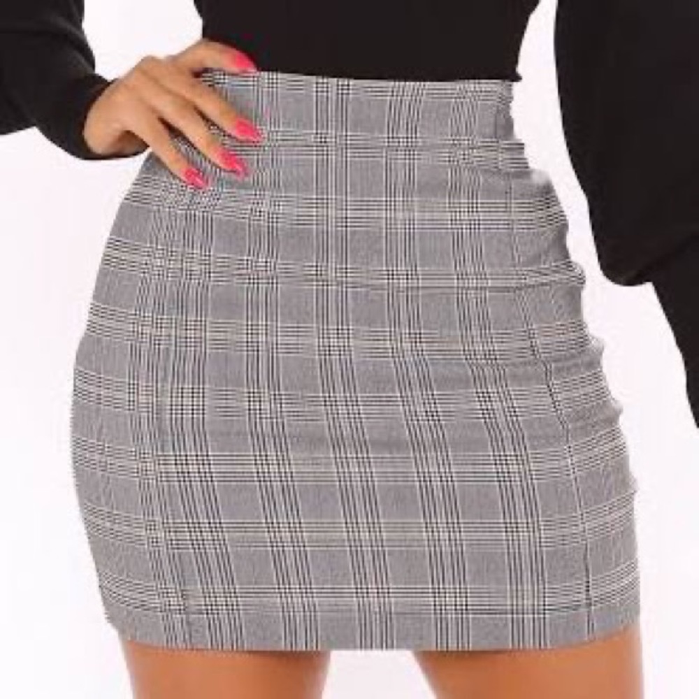 Line + Dot Plaid Mini Skirt